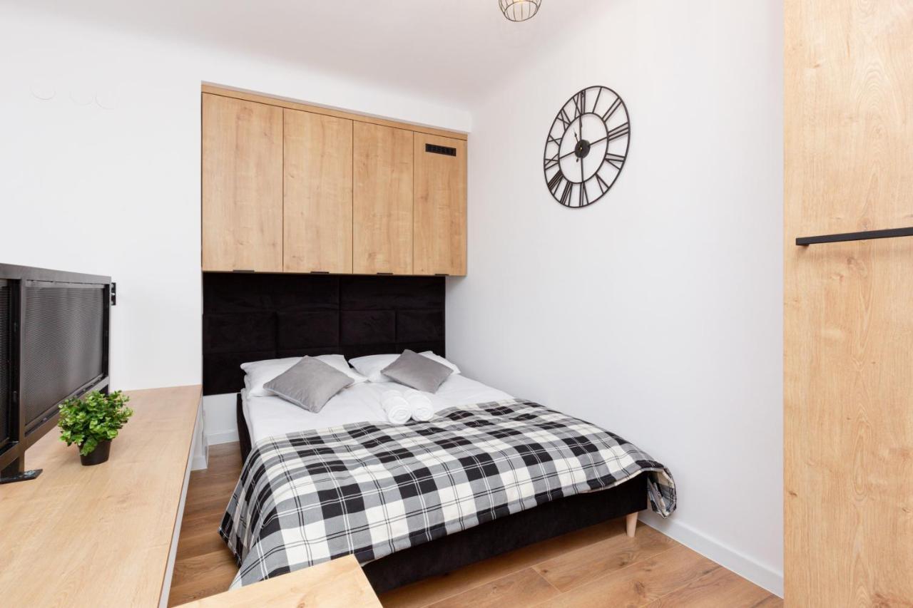 City Center Mezzanine Studio Chmielna By Noclegi Renters 바르샤바 외부 사진