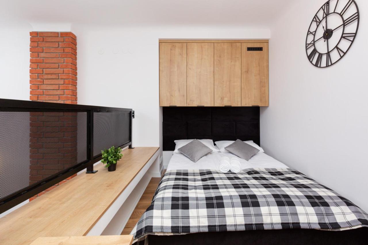 City Center Mezzanine Studio Chmielna By Noclegi Renters 바르샤바 외부 사진